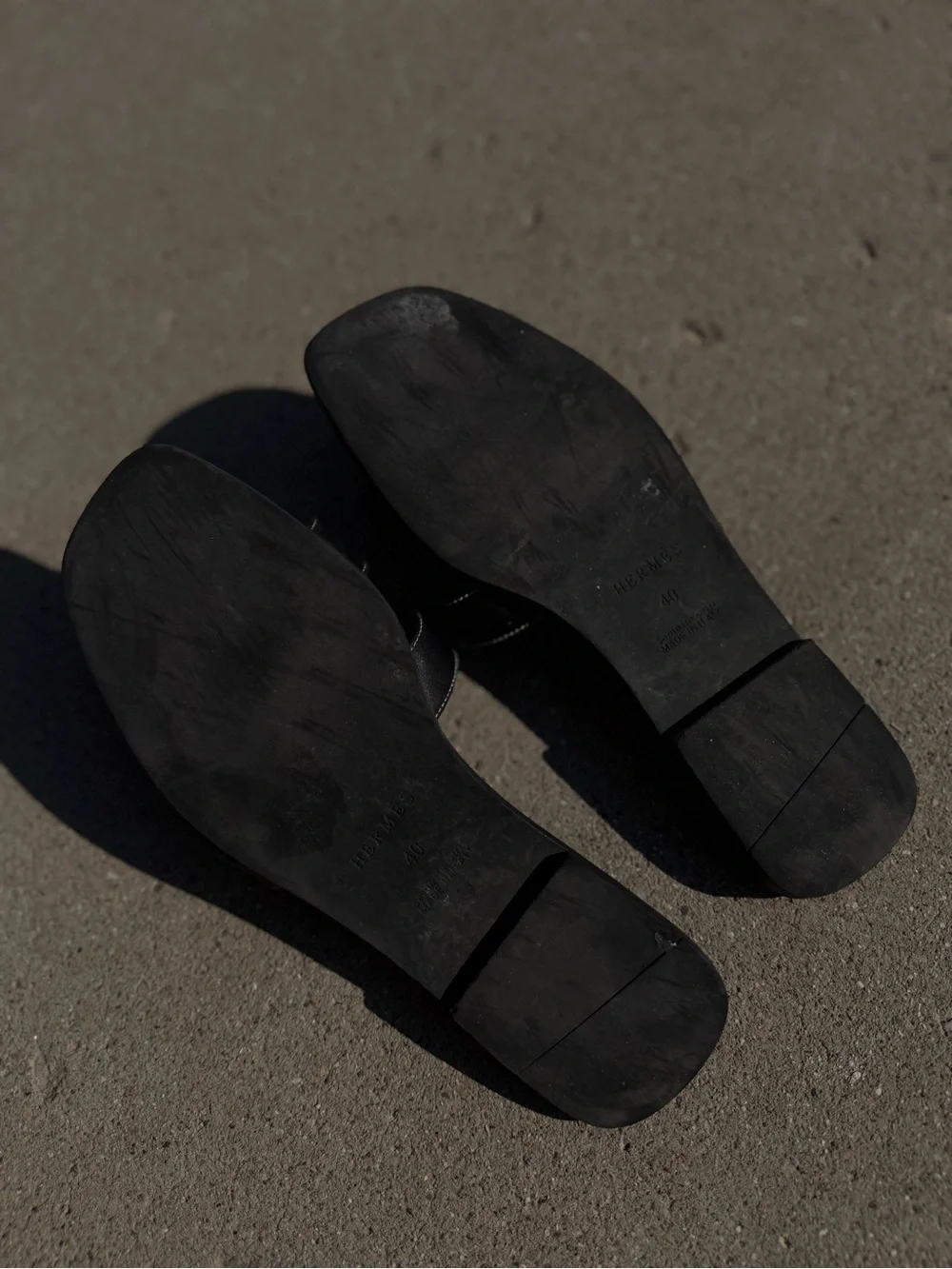 Othr sleek black